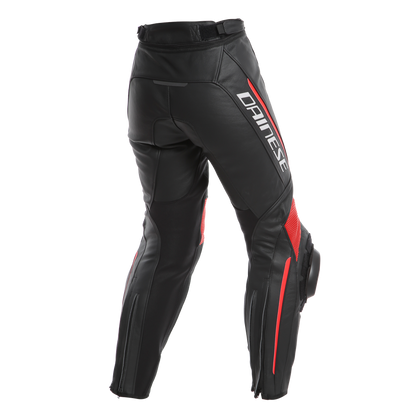 P75_BLACK/BLACK/FLUO-RED