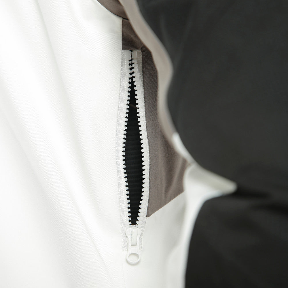 28E_STAR-WHITE/CHARCOAL-GRAY/BLACK-TAPS