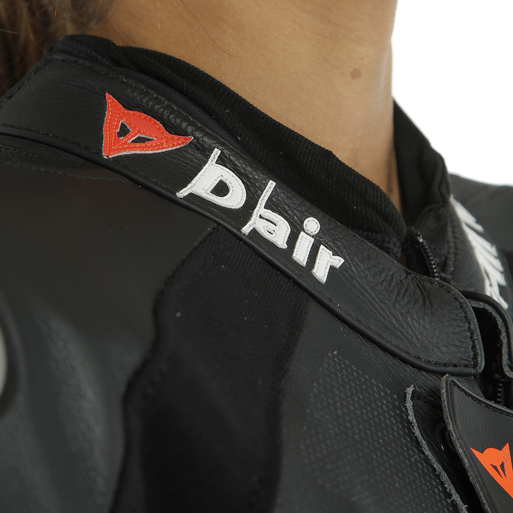 N32_BLACK/WHITE/FLUO-RED