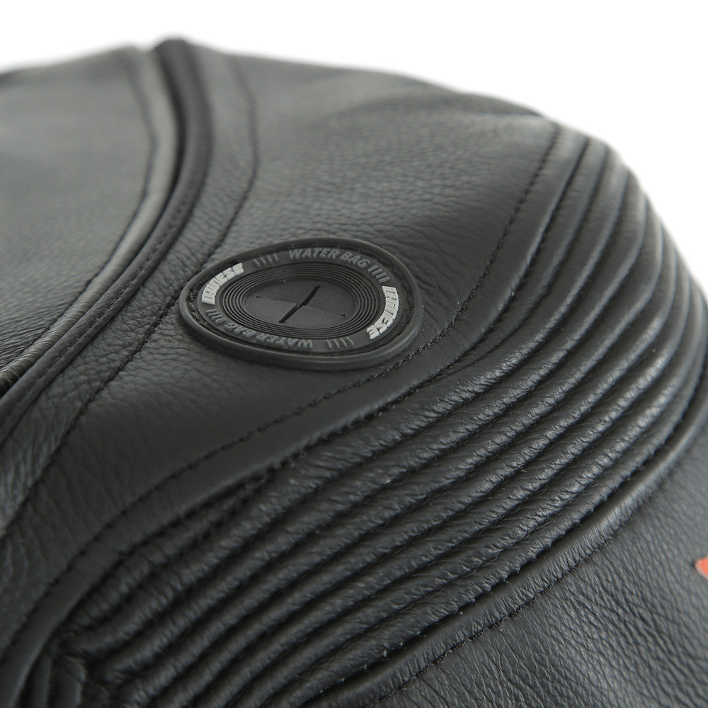 N32_BLACK/WHITE/FLUO-RED